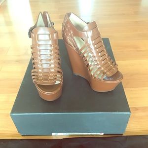 Vera Wang Collection NEW gladiator style wedges!